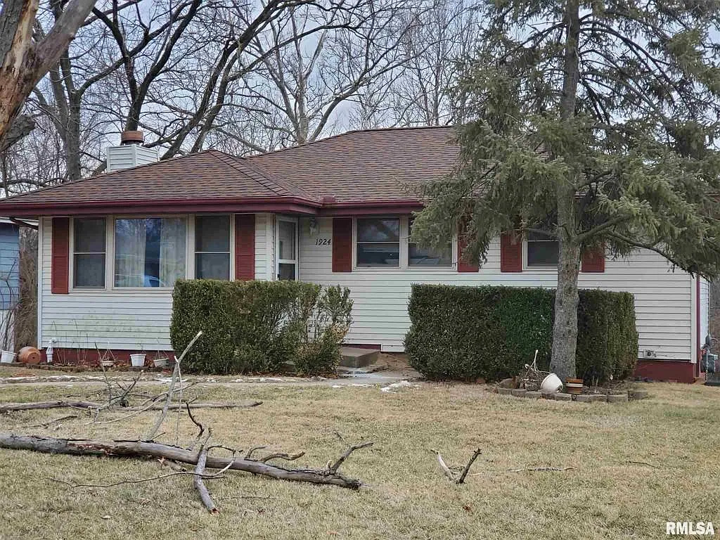 3 bed, 1350 sqft, $1,850 — Photo 2