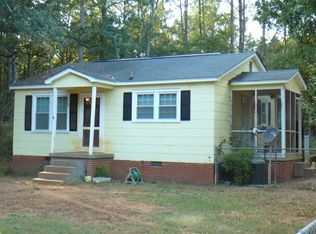 1637 Slaton Rd, Townville, SC 29689
