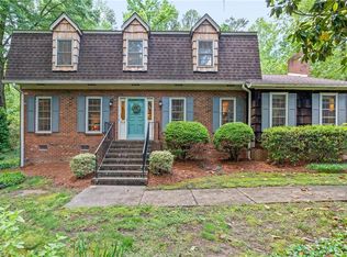 1502 Trafalgar Ct, High Point, NC 27262