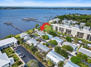 13 SE Sailfish Ln, Stuart, FL 34996