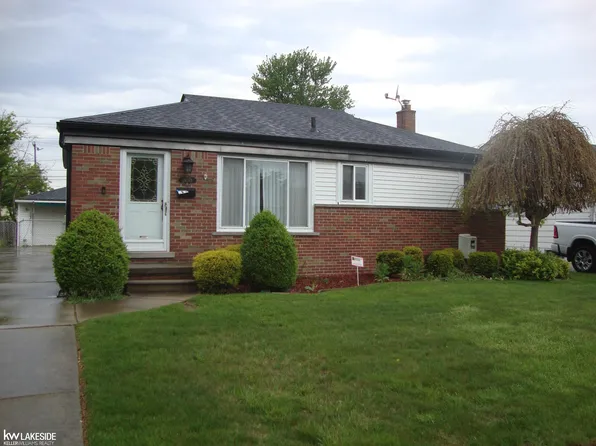 26371 Bryan St, Roseville, MI 48066