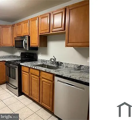 4002 Massachusetts Ave — Photo 4