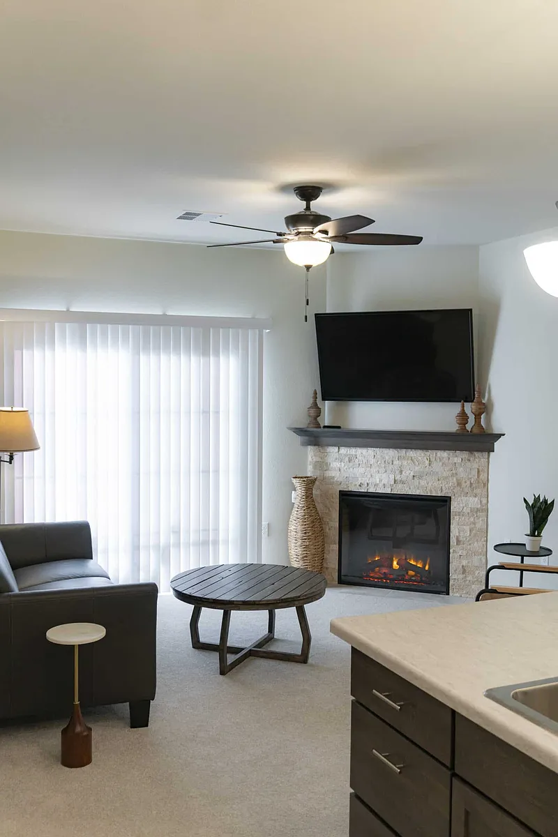 Building Photo - 1631 Sand Lake Rd #139