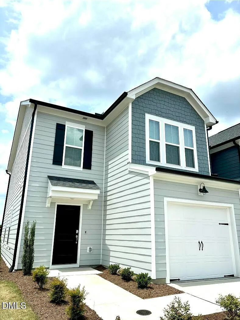 Studio, 2.5 bath, 1558 sqft, $1,995 — Photo 2