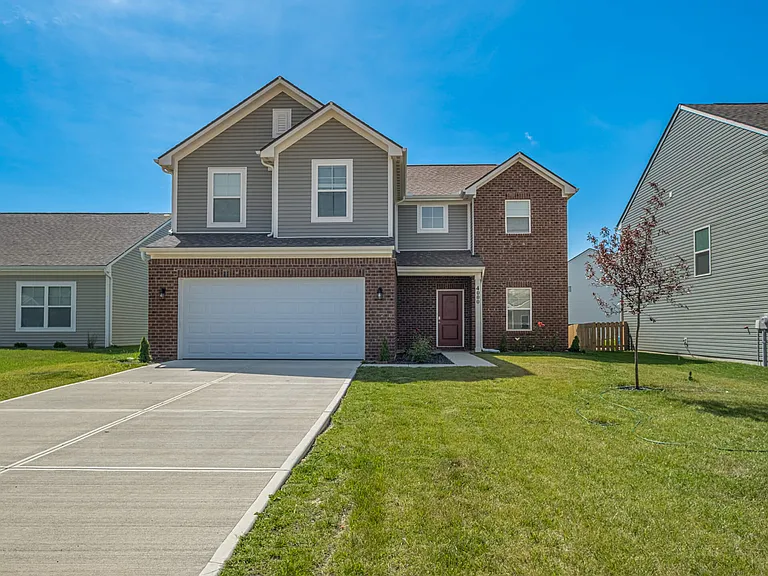 4000 Summit Ct — Photo 1