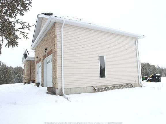 3rd image of C21973 Brock Rd