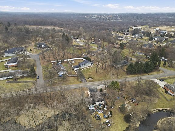 4th image of 800 N Marley Rd