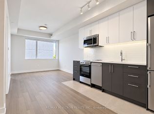 664 Spadina Ave #505, Toronto, ON M5S 2H8