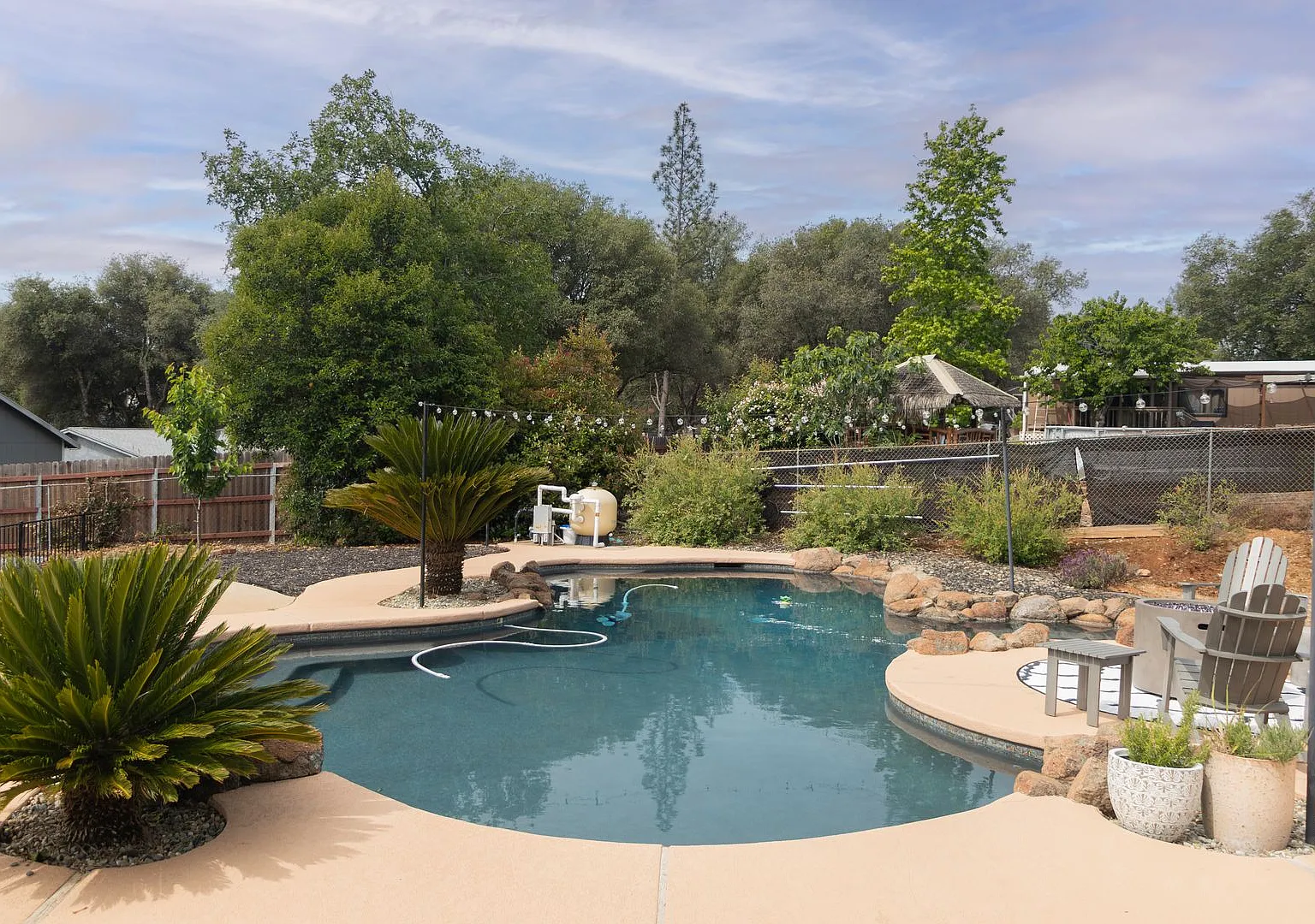4 Bedroom 3 bath Home with Pool in Grass Valley — Photo 1