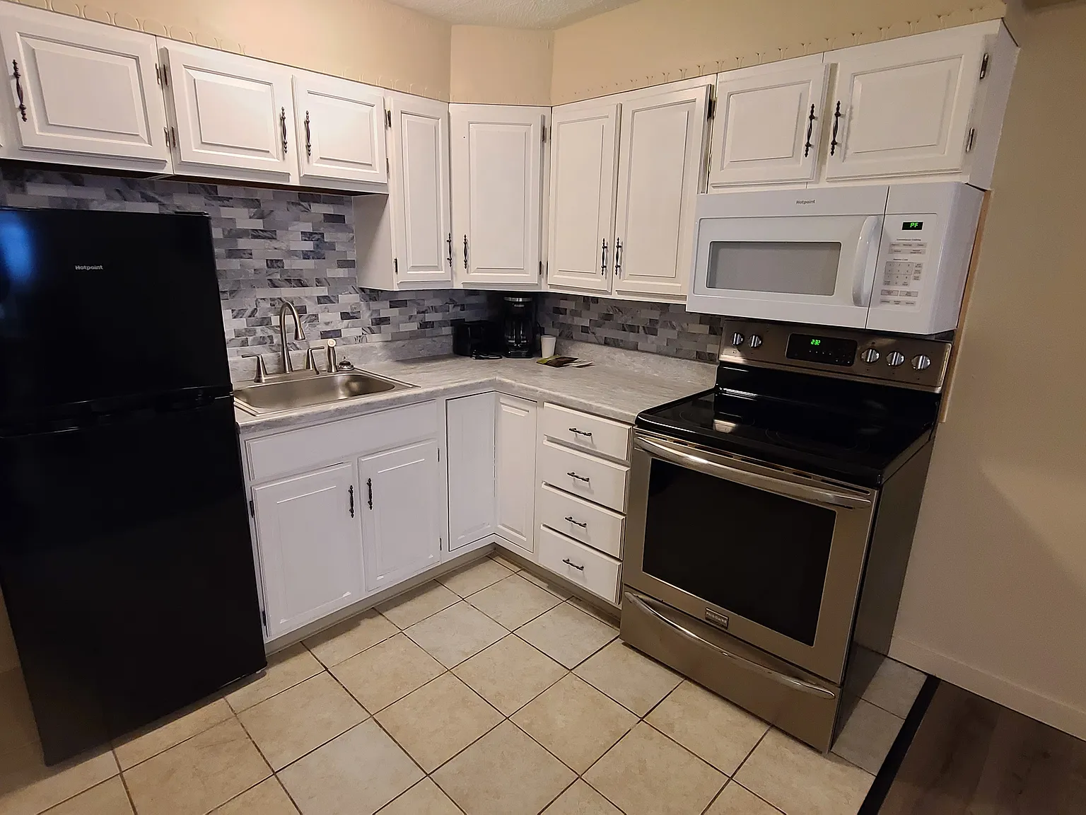 Presque Isle Extended Stay Suites — Photo 1