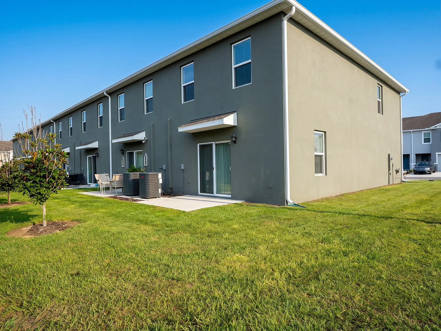 3 bed, 2.5 bath, 1488 sqft, $1,850 — Photo 3