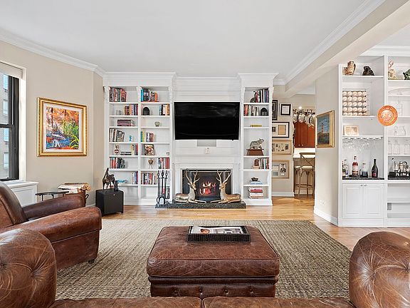 2nd image of 425 W End Ave APT 5A