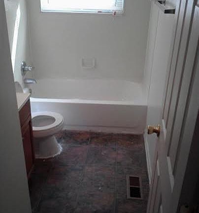 5th image of 709 Dorset Ave