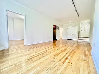 Rented by HOLTON REAL ESTATE INC.