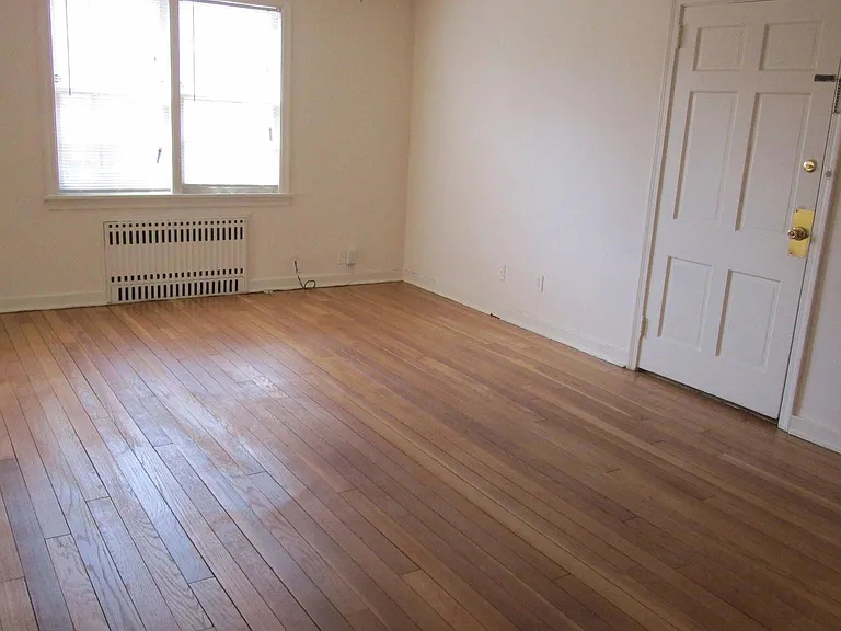5818 Elmer St #1 — Photo 2