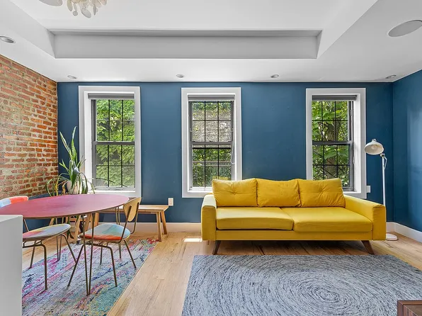 652 Lafayette Ave #4, Brooklyn, NY 11216