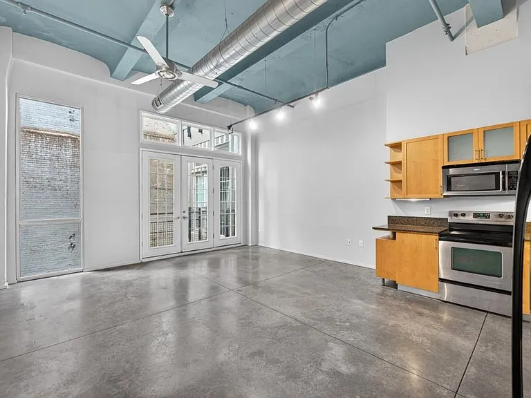 1136 Washington Ave #611 — Photo 6