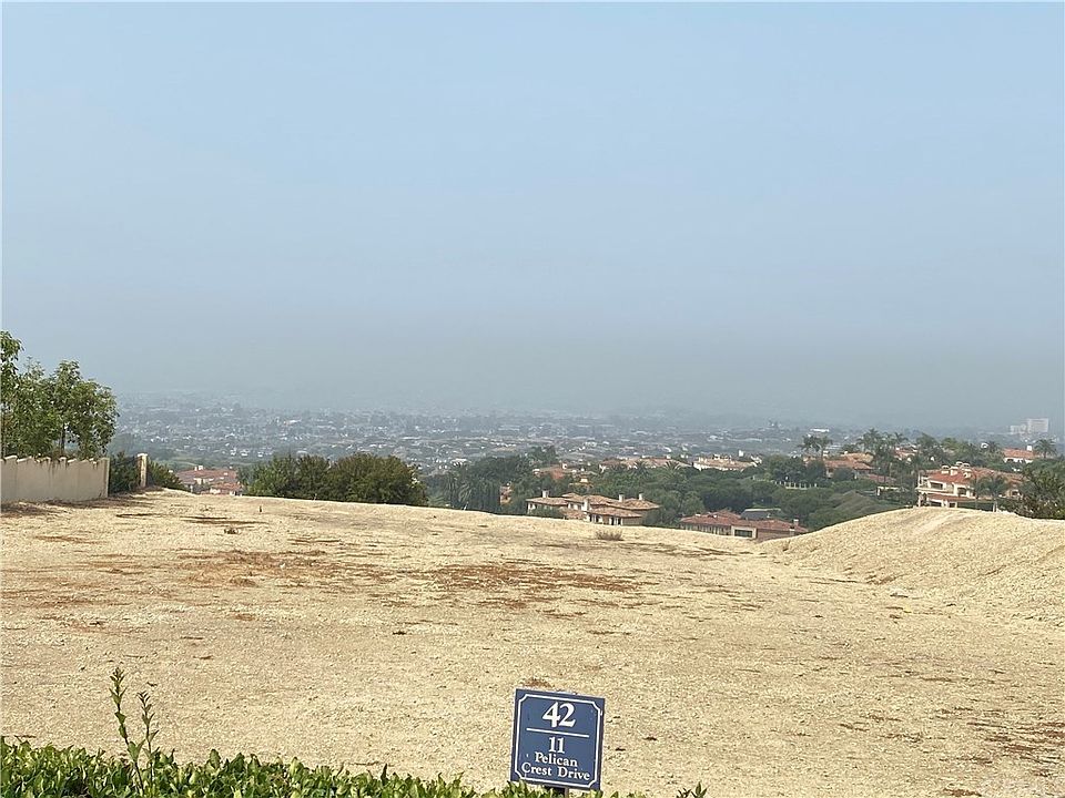 1st image of 11 Pelican Crest Dr
