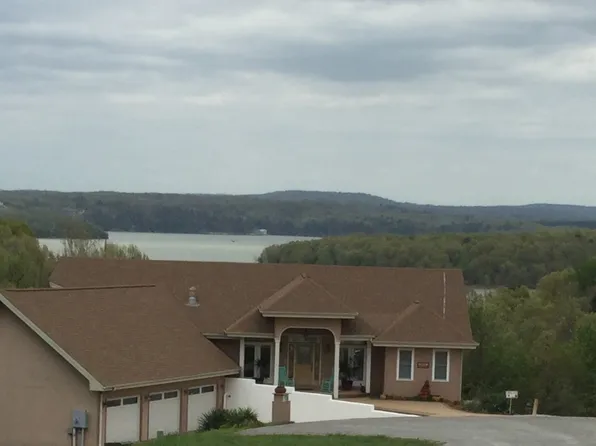 8141 Ward Ln, Rogers, AR 72756