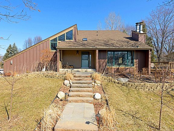 3rd image of 5855 Kirkwood Ln N
