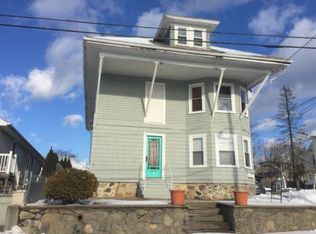 31 Saint Simon St, Woonsocket, RI 02895