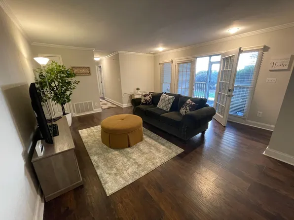 346 Carpenter Dr APT 37, Sandy Springs, GA 30328