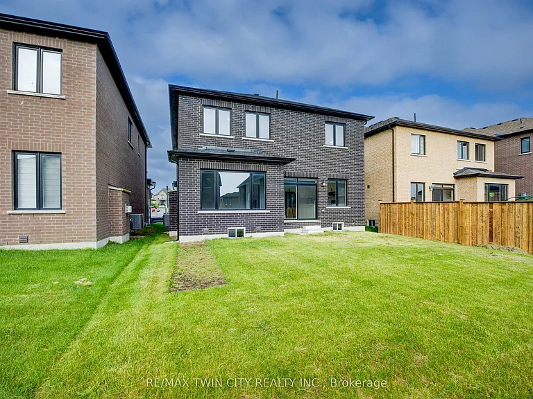 767 Queenston Blvd — Photo 42