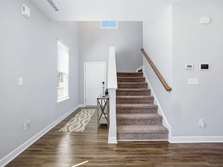 450 Hawksbill Dr — Photo 13