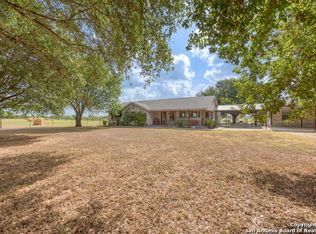 2770 County Road 357, La Vernia, TX 78121