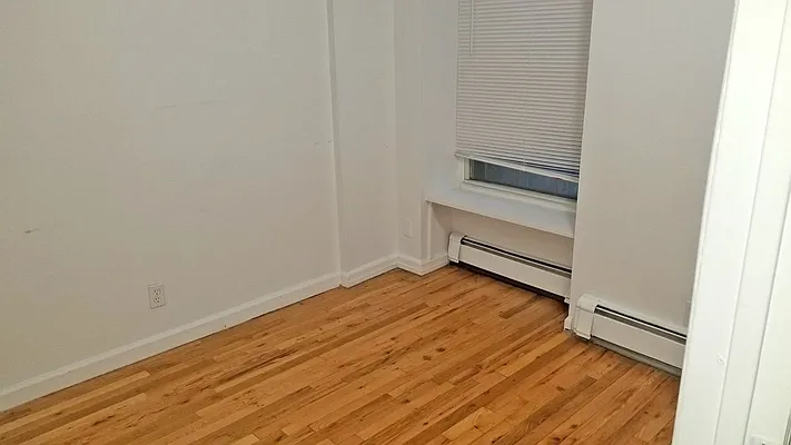 Rented by New York Residence | media 20