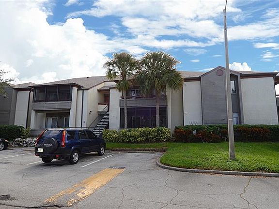 4th image of 10263 Gandy Blvd N APT 2102