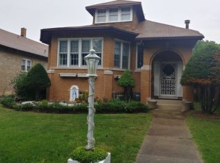 7900 45th Pl, Lyons, IL 60534