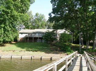 695 Blue Heron Rd, Salisbury, NC 28146