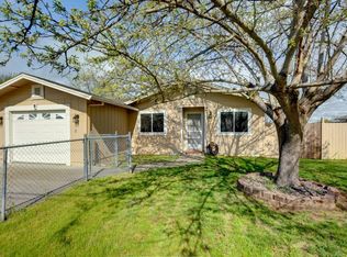 8225 Division Rd, White City, OR 97503