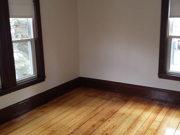 2nd flr - 3rd bedroom