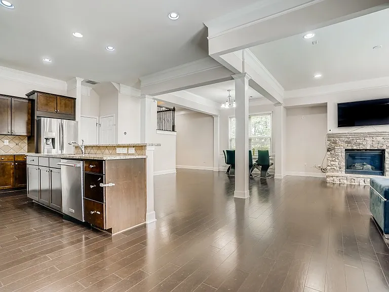 2544 Josselyn Ln SE — Photo 23