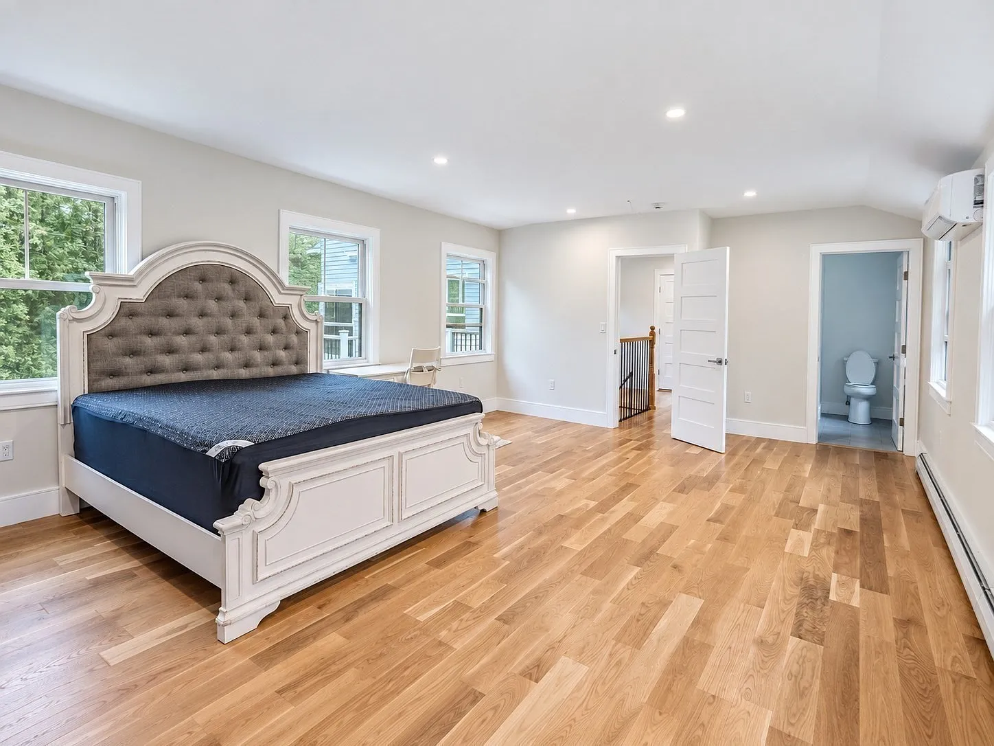 2 bed, 1.0 bath, 1500 sqft, $4,600 — Photo 3