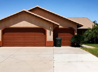 15204 Macadamia Ct, Fontana, CA 92335