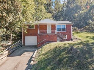 446 Hochberg Rd, Pittsburgh, PA 15235