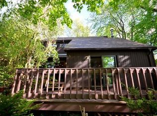 35 E Taylor Hill Rd, Montague, MA 01351