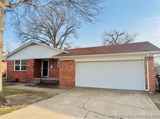 11410 E 4th St, Tulsa, OK 74128