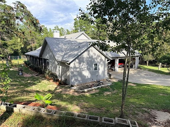 2nd image of 1671 E Amberjack Dr