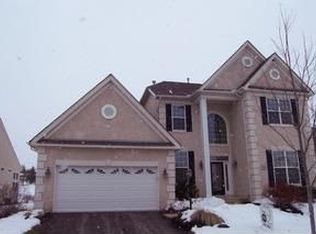 5936 Tournament Dr, Westerville, OH