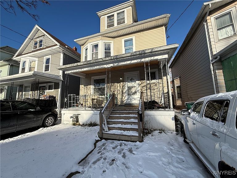 Listing photo 2