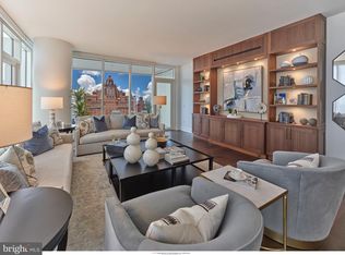 301 S Broad St Unit 2203, Philadelphia, PA 19107