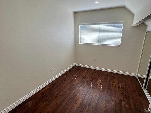 4th image of 5860 Mulberry Ridge Dr