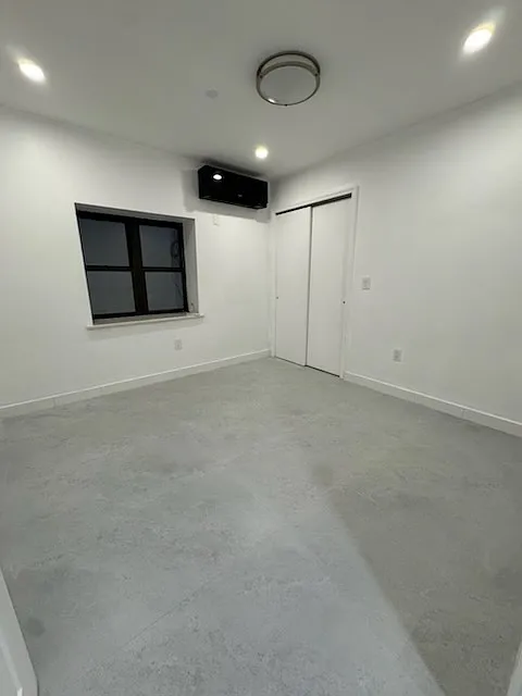 2 bed, 800 sqft, $2,350 — Photo 2
