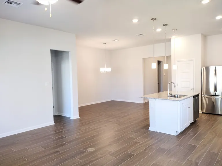 10511 Briceway Bay — Photo 16