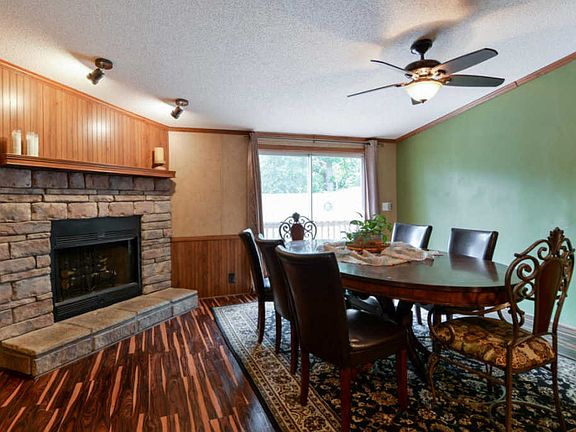 4th image of 10 Thistle Ln