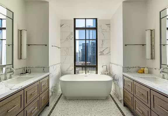 3rd image of 25 Park Row Penthouse 41